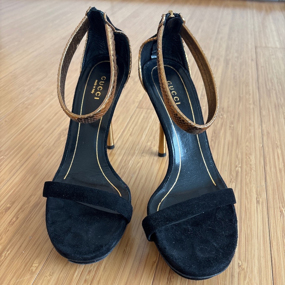 Gucci strappy sandals